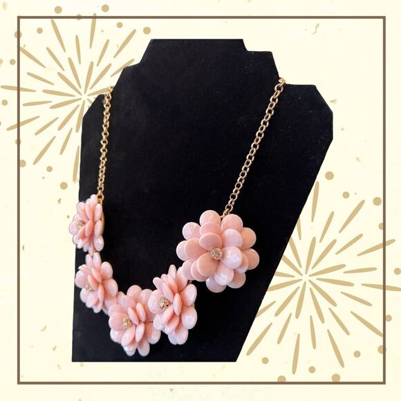 J Crew Vintage Pink Chunky Flowers Necklace - Picture 4 of 6